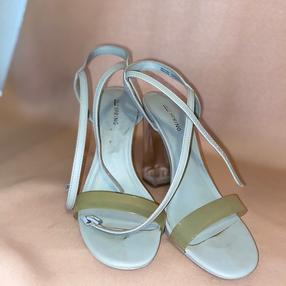 Heels - Picture 2 of 2